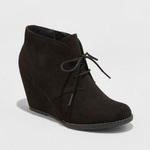 Women's Bessie Micro suede bootie
